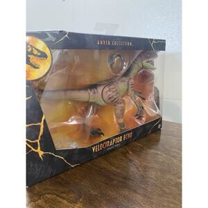 Mattel Amber Collection Jurassic World Velociraptor Echo figure New In Box